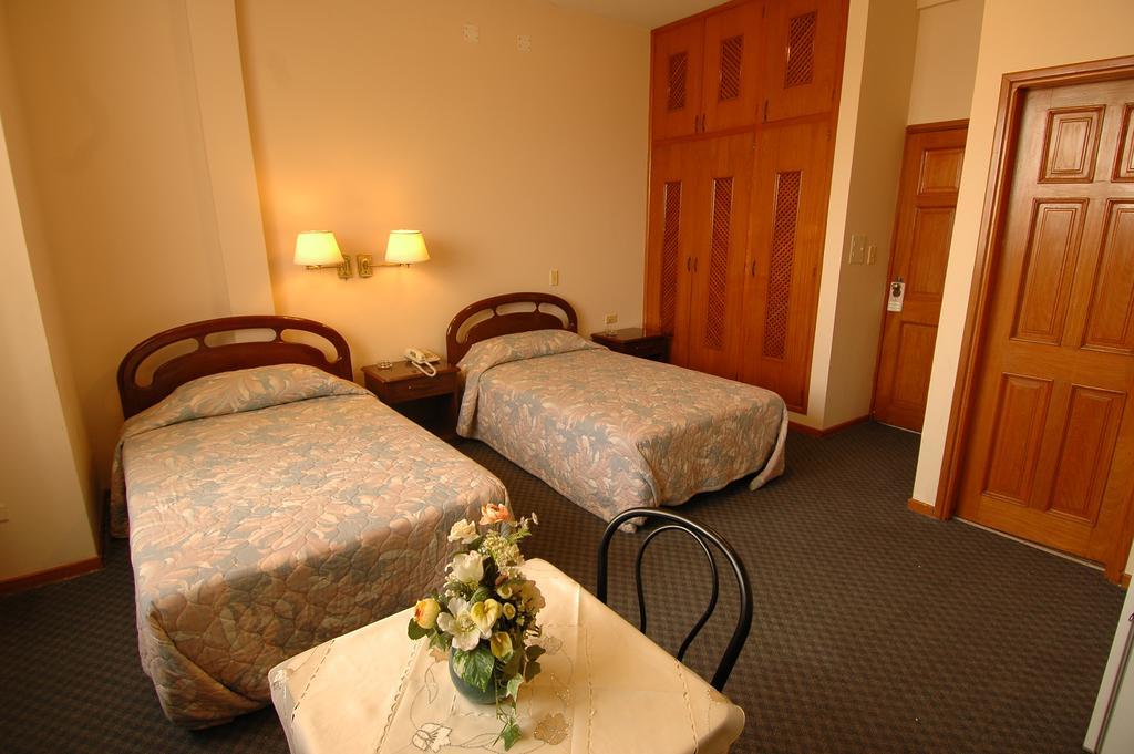 Hotel Lido Santa Cruz de La Sierra Kültér fotó